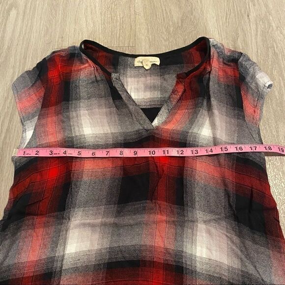 Cloth & Stone medium checkered high low shirt - Picture 3 of 6